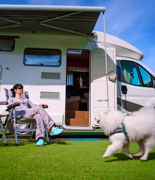 Reisen mit Hund - Feoss Caravan
